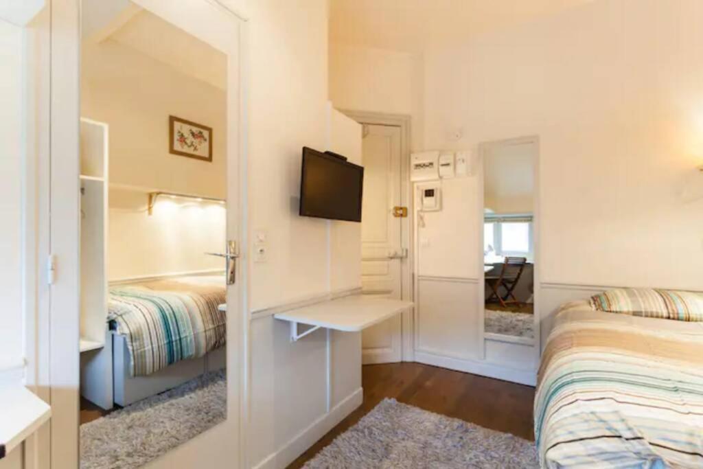 Appartement Hyper Centre Cathédrale à Reims Extérieur photo