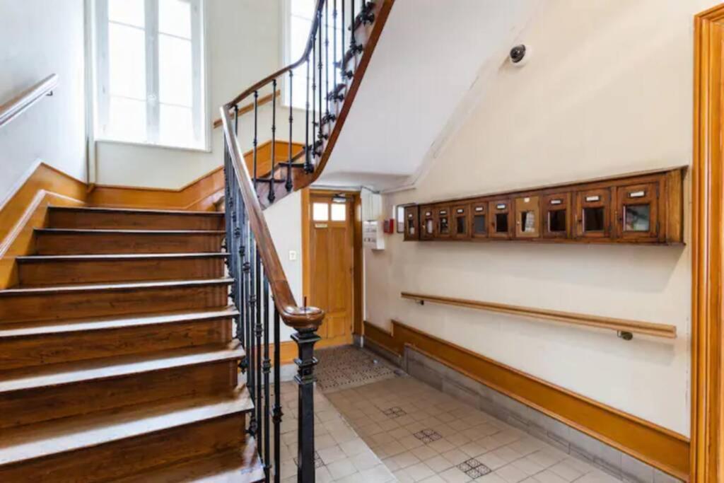 Appartement Hyper Centre Cathédrale à Reims Extérieur photo